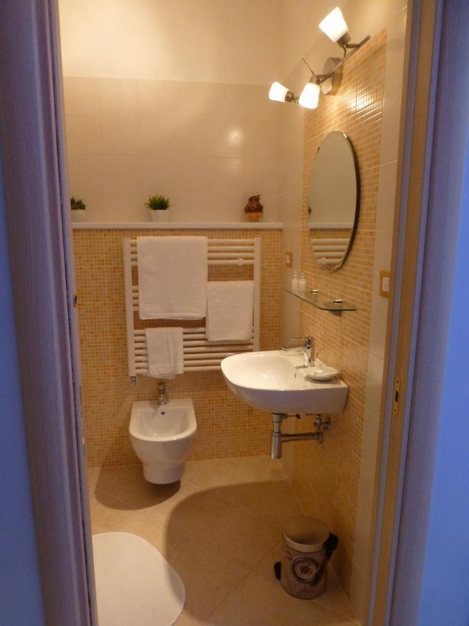 Il Giardino Delle Zagare Bed & Breakfast Fondi Eksteriør bilde