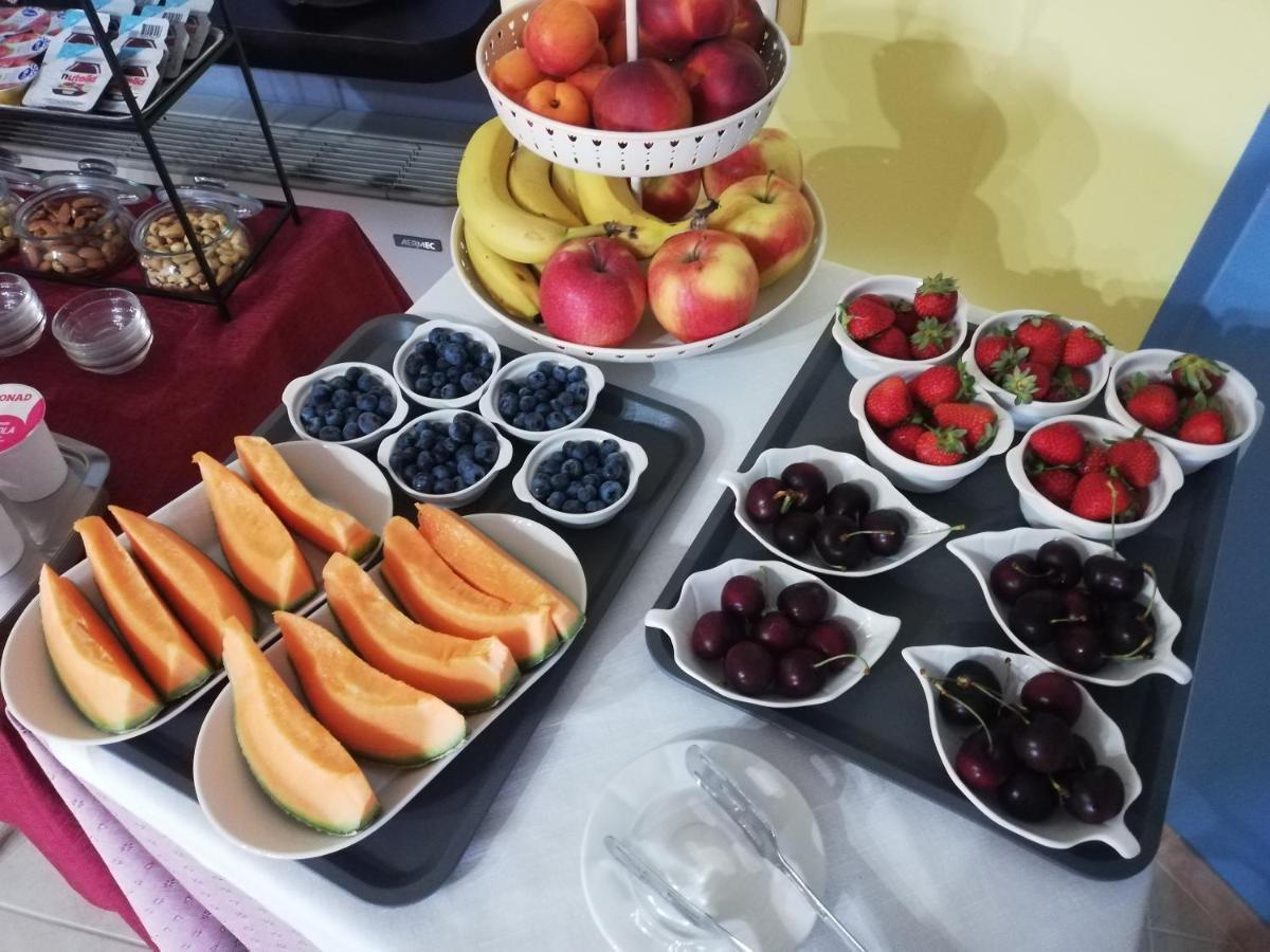 Il Giardino Delle Zagare Bed & Breakfast Fondi Eksteriør bilde