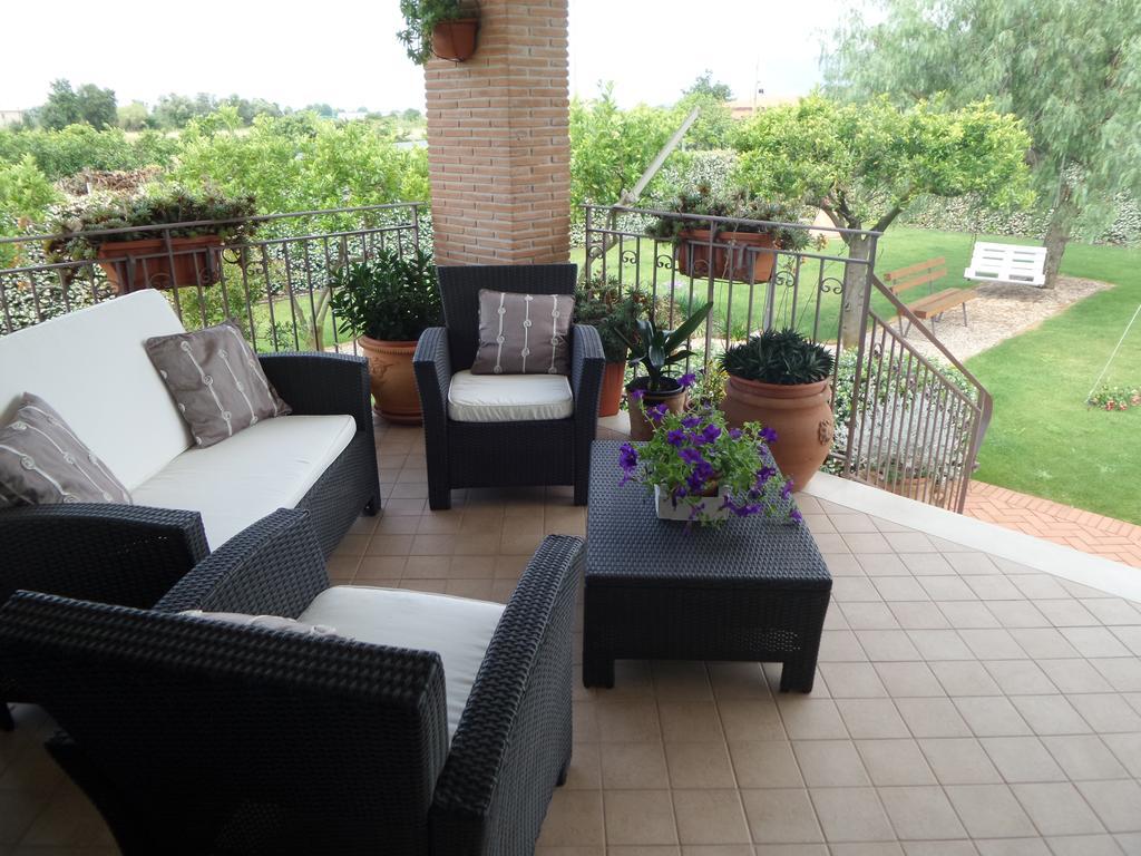 Il Giardino Delle Zagare Bed & Breakfast Fondi Eksteriør bilde
